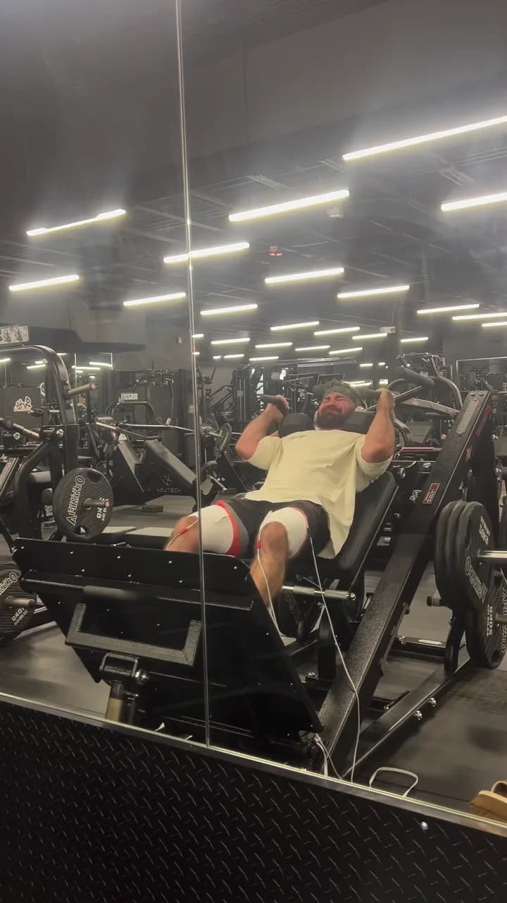 Jason using ARPwave during his own lower-body training session